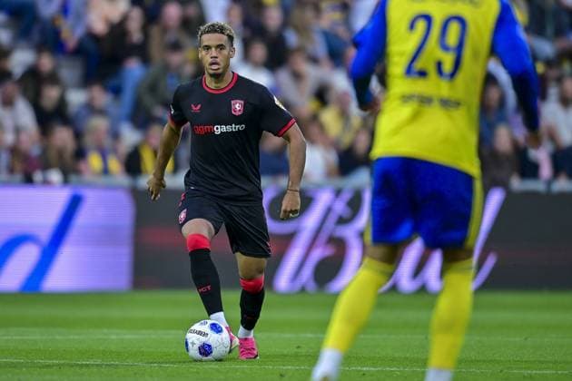 LEEUWARDEN , 30-08-2026 , Kooi Stadium , season 2026 2027 , Dutch Eredivisie football , match between SC Cambuur and FC Twente , picture shows FC Twente player Daouda Weidmann Cambuur - Twente  x206258222x Copyright: