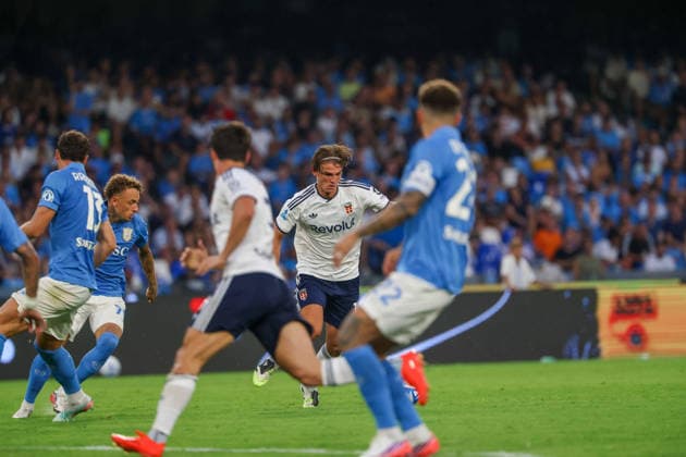 August 30, 2026, Napoli, Campania, ITALIA: Nico Paz of FC Como During the match between SSC Napoli and FC Como on August 30, 2026Ã¢â‚¬part of the 2026 27 Italian Serie A seasonÃ¢â‚¬held at the Diego Armando Maradona Stadium in Naples. Napoli ITALIA - ZUMAs236 20260830_aap_s236_074 Copyright: xFabioxSassox