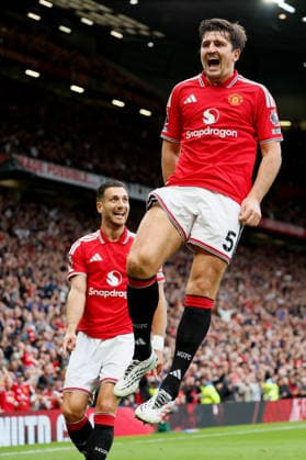 Manchester United, ManU v Ipswich Town - Premier League 2026 27 Diogo Dalot and Harry Maguire of Manchester United celebrate 2nd gaol during the Premier League 2026 27 match between Manchester United and Ipswich Town at Old Trafford on August 30, 2026 in Manchester, England. WARNING! This Photograph May Only Be Used For Newspaper And Or Magazine Editorial Purposes. May Not Be Used For Publications Involving 1 player, 1 Club Or 1 Competition Without Written Authorisation From Football DataCo Ltd. For Any Queries, Please Contact Football DataCo Ltd on +44 (0) 207 864 9121 Manchester Old Trafford England United Kingdom Copyright: xAllstarxPicturexLibraryxLtdx
