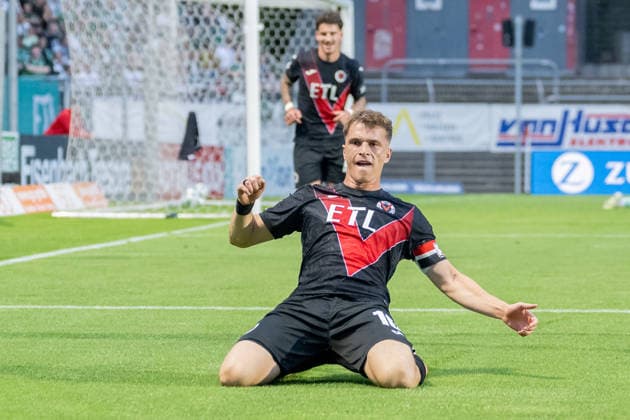 David Otto of Viktoria Cologne, No. 10, celebrates his goal to make it 3–1 in the match between FC Viktoria Cologne and SC Preussen Münster, soccer, 3. Liga, Matchday 3, 2026–2027 season, August 30, 2026 DFL DFB regulations prohibit any use of photographs as image sequences and or quasi-video FC Viktoria Cologne vs. SC Preussen Münster, soccer, 3. Liga, Matchday 3, 2026–2027 season, August 30, 2026, Cologne Copyright: xEibner-Pressefoto ThomasxHaeslerx EP_THR