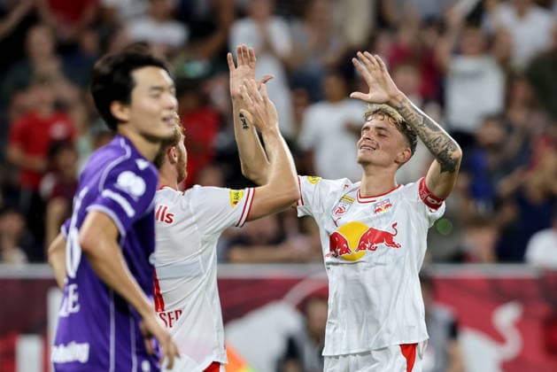 SOCCER - BL, RBS vs A.Wien SALZBURG,AUSTRIA,30.AUG.26 - SOCCER - ADMIRAL Bundesliga, Red Bull Salzburg vs FK Austria Wien. Image shows the rejoicing of Yorbe Vertessen and Nikolas Veratschnig (RBS).  GEPAxpictures xMathiasxMandl
