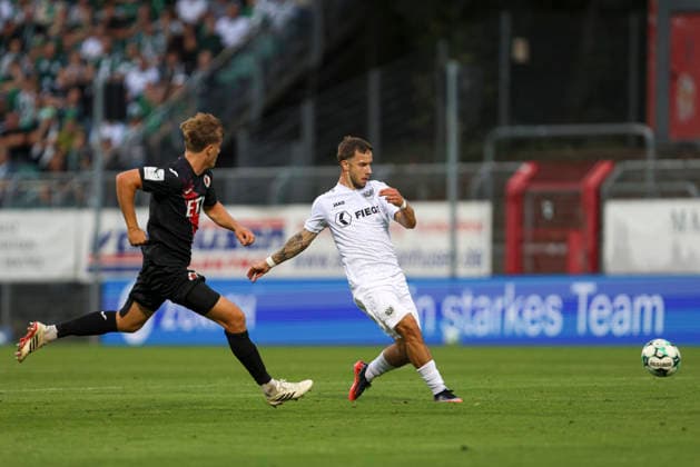 Louis Kolbe of SC Preussen Münster in action, on the ball, making a solo play during the 3. Liga match between Viktoria Cologne and Preussen Münster at Sportpark Höhenberg on August 30, 2026, in Cologne, Germany Photo by Oliver Kaelke DeFodi Images Louis Kolbe of SC Preussen Münster controls the ball during the 3. Liga match between Viktoria Köln and Preussen Münster at Sportpark Höhenberg on August 30, 2026 in Cologne, Germany Photo by Oliver Kaelke DeFodi Images DFB and DFL regulations prohibit any use of photographs as image sequences and or quasi-video Photo by Oliver Kaelke DeFodi Images
