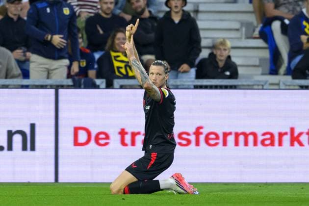 LEEUWARDEN - Wout Weghorst of FC Twente celebrates his goal during the Dutch Eredivisie match between SC Cambuur and FC Twente at the Kooi Stadion on August 30, 2026, in Leeuwarden, the Netherlands. COR LASKER ANP Eredivisie 2026 27 xVIxANPxSportx xxANPxIVx 566624664 originalFilename: 566624664.jpg