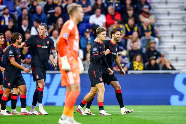 2026-08-30 SC Cambuur v FC Twente - Dutch Eredivisie LEEUWARDEN, NETHERLANDS - AUGUST 30: Ruud Nijstad of FC Twente celebrates after scoring his sides first goal during the Dutch Eredivisie match between SC Cambuur and FC Twente at Kooi Stadion on August 30, 2026 in Leeuwarden, Netherlands. Leeuwarden Kooi Stadion Netherlands Content not available for redistribution in The Netherlands directly or indirectly through any third parties. Copyright: xPieterxvanxderxWoudex