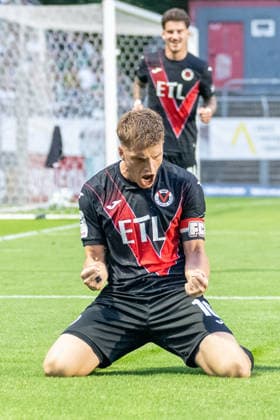 David Otto of Viktoria Cologne, No. 10, celebrates his goal to make it 3–1 in the match between FC Viktoria Cologne and SC Preussen Münster, soccer, 3. Liga, Matchday 3, 2026–2027 season, August 30, 2026 DFL DFB regulations prohibit any use of photographs as image sequences and or quasi-video FC Viktoria Cologne vs. SC Preussen Münster, soccer, 3rd League, Matchday 3, 2026–2027 season, August 30, 2026, Cologne Copyright: xEibner-Pressefoto ThomasxHaeslerx EP_THR