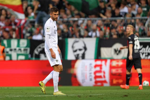 Felix Higl of SC Preussen Münster watches during the 3. Liga match between Viktoria Köln and Preussen Münster at Sportpark Höhenberg on August 30, 2026, in Cologne, Germany. Photo by Oliver Kaelke, DeFodi Images. Felix Higl of SC Preussen Münster looks on during the 3. Liga match between Viktoria Cologne and Preussen Münster at Sportpark Höhenberg on August 30, 2026 in Cologne, Germany. Photo by Oliver Kaelke, DeFodi Images. DFB and DFL regulations prohibit any use of photographs as image sequences and or quasi-video. Photo by Oliver Kaelke, DeFodi Images.