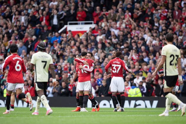 MANCHESTER, ENGLAND, AUGUST 30: Manchester United, ManU s Bruno Fernandes and his teammates celebrate after scoring the team s first goal during the 2026 27 Premier League match between Manchester United and Ipswich Town at Old Trafford in Manchester, England. (Richard Callis ) Richard Callis Fotoarena (Richard Callis SPP) Copyright: xRichardxCallisx xSPPx spp-en-RiCa-3007336