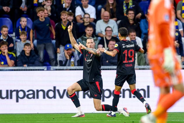 2026-08-30 SC Cambuur v FC Twente - Dutch Eredivisie LEEUWARDEN, NETHERLANDS - AUGUST 30: Wout Weghorst of FC Twente celebrates after scoring his sides second goal during the Dutch Eredivisie match between SC Cambuur and FC Twente at Kooi Stadion on August 30, 2026 in Leeuwarden, Netherlands. Leeuwarden Kooi Stadion Netherlands Content not available for redistribution in The Netherlands directly or indirectly through any third parties. Copyright: xPieterxvanxderxWoudex