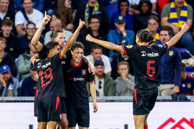 2026-08-30 SC Cambuur v FC Twente - Dutch Eredivisie LEEUWARDEN, NETHERLANDS - AUGUST 30: Wout Weghorst of FC Twente celebrates after scoring his sides second goal during the Dutch Eredivisie match between SC Cambuur and FC Twente at Kooi Stadion on August 30, 2026 in Leeuwarden, Netherlands. Leeuwarden Kooi Stadion Netherlands Content not available for redistribution in The Netherlands directly or indirectly through any third parties. Copyright: xPieterxvanxderxWoudex
