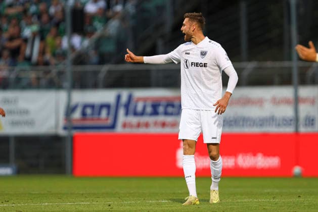 Felix Higl of SC Preussen Muenster gestures during the 3. Liga match between Viktoria Cologne and Preussen Muenster at Sportpark Höhenberg on August 30, 2026, in Cologne, Germany Photo by Oliver Kaelke, DeFodi Images Felix Higl of SC Preussen Muenster gestures during the 3. Liga match between Viktoria Cologne and Preussen Muenster at Sportpark Höhenberg on August 30, 2026 in Cologne, Germany Photo by Oliver Kaelke DeFodi Images DFB and DFL regulations prohibit any use of photographs as image sequences and or quasi-video Photo by Oliver Kaelke DeFodi Images