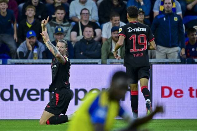 LEEUWARDEN , 30-08-2026 , Kooi Stadium , season 2026 2027 , Dutch Eredivisie football , match between SC Cambuur and FC Twente , picture shows goal celebration FC Twente player Wout Weghorst 0-2 Cambuur - Twente  x206259570x Copyright: