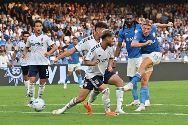 Foto IPP Felice De Martino Napoli 30 08 2026 Calcio Campionato serie A 2026-2027 Napoli - Como Nella foto: Gol di Rasmus Hojlund Italy Photo Press World Copyright Napoli italy Italia ITALY  Copyright: xR4924_italyphotopressx