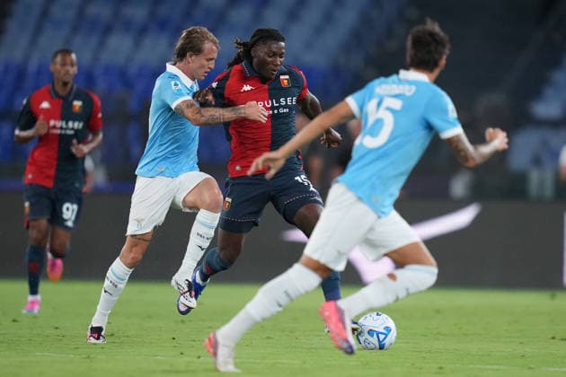 Genoa™s Brooke Norton-Cuffy Lazio™s Nicolo Rovella during the Serie A EniLive soccer match between Lazio and Genoa at the Rome s Olympic stadium, Italy - Sunday August 30, 2026 - Soccer ( Photo by Alfredo Falcone LaPresse )  Copyright: xAlfredoxFalcone LaPressex