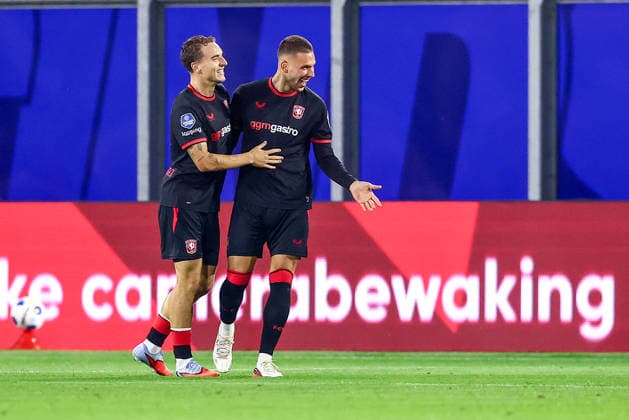 2026-08-30 SC Cambuur v FC Twente - Dutch Eredivisie LEEUWARDEN, NETHERLANDS - AUGUST 30: Marko Pjaca of FC Twente celebrates after scoring his sides third goal during the Dutch Eredivisie match between SC Cambuur and FC Twente at Kooi Stadion on August 30, 2026 in Leeuwarden, Netherlands. Leeuwarden Kooi Stadion Netherlands Content not available for redistribution in The Netherlands directly or indirectly through any third parties. Copyright: xPieterxvanxderxWoudex