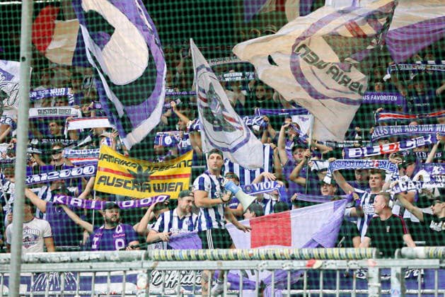 SOCCER - BL, RBS vs A.Wien SALZBURG,AUSTRIA,30.AUG.26 - SOCCER - ADMIRAL Bundesliga, Red Bull Salzburg vs FK Austria Wien. Image shows fans of A.Wien.  GEPAxpictures xMathiasxMandl