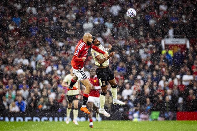 MANCHESTER, ENGLAND, AUG 30: Noussair Mazraoui of Manchester United, ManU and Darnell Furlong of Ipswich Town fight for possession during a Premier League 2026 27 football match between Manchester United and Ipswich Town at Old Trafford in Manchester, England (photo by Richard Callis Sports Press Photo) Copyright: xRichardxCallis SportsxPressxPhotox Sportspressphoto_SPR220224