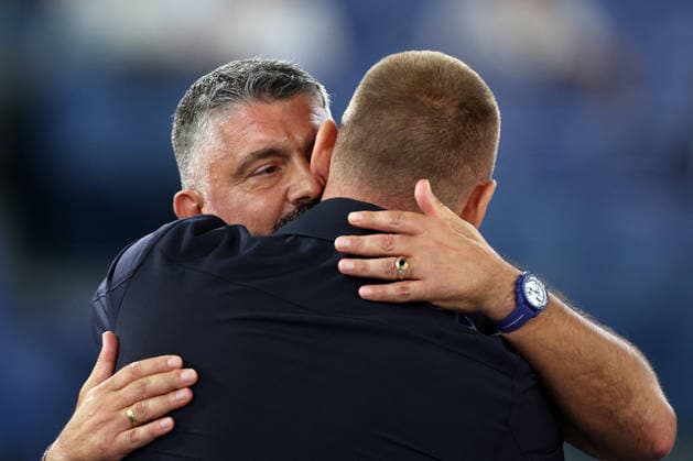 SOCCER - Serie A - SS Lazio vs. Genoa CFC Photo by IPA ABACAPRESS.COM87945926 - Rome, Italy - August 30, 2026: Daniele De Rossi (head coach) of Genoa CFC greets Gennaro Gattuso, head coach of Lazio, before the Italian Serie A-Enilive Championship 2026-2027 soccer match between SS Lazio and Genoa CFC at the Olympic Stadium in Rome. Rome Italy  Copyright: xIPAxSport ABACAx