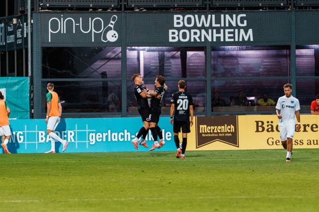 Germany Men s Soccer 3rd Division 2026–2027, Matchday 3: FC Viktoria Köln vs. SC Preußen Münster; Cheers in Cologne after a goal by David Otto of FC Viktoria Köln; 10–3 to 1 Copyright: xThiemoxRudolphx