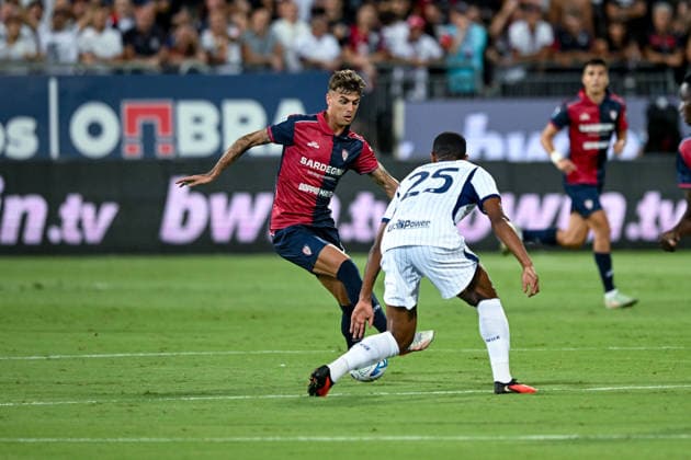 Cagliari s Daniel Maldini in action during the Serie A soccer match between Cagliari Calcio and F.C. Internazionale at the Unipol Domus in Cagliari, Sardinia - Sunday 30th august 2026. - Soccer  Copyright: xGianlucaxZuddas LaPressex