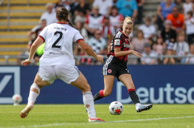 GER, Frankfurt, Eintracht Frankfurt vs 1. FC Nürnberg, Google Pixel Frauen Bundesliga, Fussball, DFB, Spielzeit 2026 2027, Stadion am Brentanobad, 2. Spieltag im Bild v.l.: Leia Varley (FC Nürnberg Frauen 2), Laura Freigang (Eintracht Frankfurt Frauen 10) DFB DFL REGULATIONS PROHIBIT ANY USE OF PHOTOGRAPHS AS IMAGE SEQUENCES AND OR QUASI-VIDEO, 30.08.2026 *** GER, Frankfurt, Eintracht Frankfurt vs. 1. FC Nürnberg, Google Pixel Women s Bundesliga, Soccer, DFB, 2026–2027 Season, Stadion am Brentanobad, Matchday 2 in pictures (from left): Leia Varley, 1. FC Nürnberg Women 2, Laura Freigang, Eintracht Frankfurt Women’s Team 10. DFB and DFL regulations prohibit any use of photographs as image sequences and or quasi-video. August 30, 2026 Copyright: HMBxMedia HendrikxHamelau