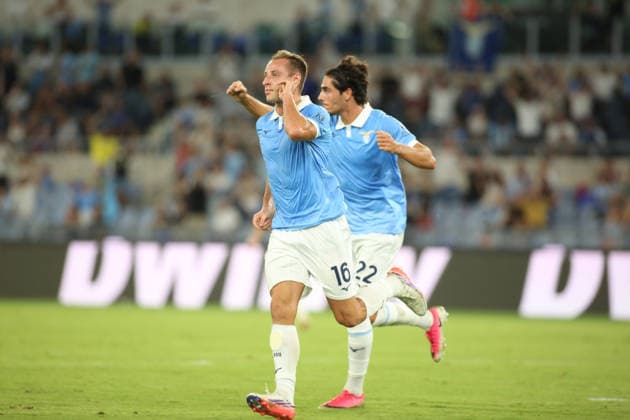 IPA87947034 - Davide Frattesi of S.S. Lazio scores the goal to make it 1-0 during the 2026 2027 Serie A match between S.S. Lazio and Genoa C.F.C. at the Stadio Olimpico in Rome, Italy.  Copyright: xMatteoxCassoni IPAxSportx xx 87947034