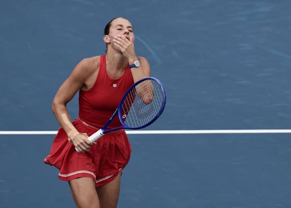 Marta Kostyuk reacts with annoyance, disappointment, anger, frustration, emotion; US Open Championships; Billie Jean King National Tennis Center; Flushing Meadows; New York; USA Copyright: xJuergenxHasenkopfx