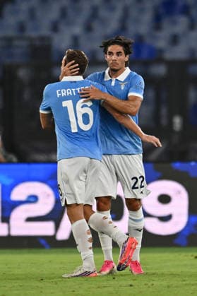 IPA87947418 - Davide Frattesi of S.S. Lazio celebrates after scoring the goal that made the score 1-0 during Matchday 2 of the Serie A Championship between S.S. Lazio and Genoa C.F.C. at the Olympic Stadium on August 30, 2026, in Rome, Italy.  Copyright: xDomenicoxCippitelli IPAxSportx xx 87947418