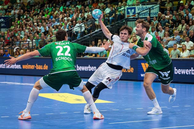August 30, 2026, xovx, Opel Handball Bundesliga, HSG Wetzlar vs. SG BBM Bietigheim: Jona Schoch (HSG Wetzlar), Maxim Orlov (SG BBM Bietigheim), Petter Överby (HSG Wetzlar), Buderus Arena, Wetzlar, Hesse, Germany, DE
