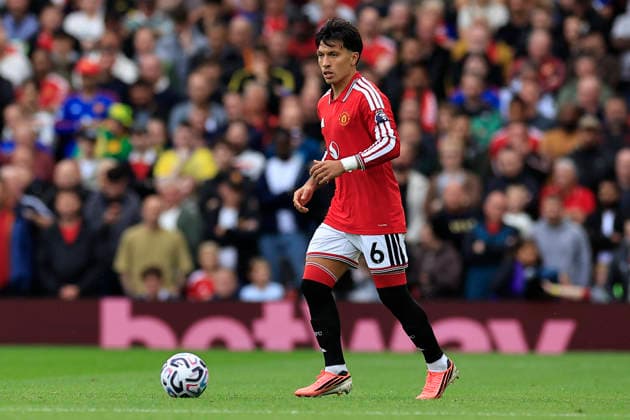 Manchester United, ManU v Ipswich Town, Premier League Lisandro Martinez (6) of Manchester United during the Premier League match between Manchester United and Ipswich Town at Old Trafford, Manchester, UK on 30 August 2026. Manchester Old Trafford Greater Manchester UK Editorial use only DataCo restrictions apply See www.football-dataco.com , Copyright: xConorxMolloyx PSI-24777-0134