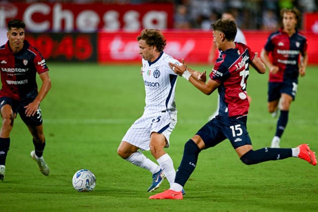 F.C. Internazionale s NicolÃ² Barella in action during the Serie A soccer match between Cagliari Calcio and F.C. Internazionale at the Unipol Domus in Cagliari, Sardinia - Sunday 30th august 2026. - Soccer  Copyright: xGianlucaxZuddas LaPressex