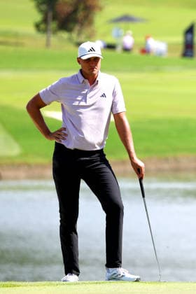 ATLANTA, GA - AUGUST 30: Ludvig Aberg of Sweden on the 9th green during the fourth and final round of the PGA, Golf Herren Tour Championship on August 30, 2026 at East Lake Golf Club in Atlanta, Georgia. (Photo by David J. Griffin Icon Sportswire) GOLF: AUG 30 PGA Tour Championship EDITORIAL USE ONLY Icon953260830809