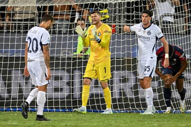 IPA87949332 - Josep Martinez of Inter during the Cagliari Calcio vs. Inter - FC Internazionale Italian Serie A soccer match in Cagliari, Italy, on August 30, 2026  Copyright: xLuigixCanu IPAxSportx xx 87949332