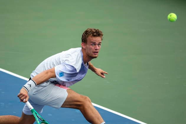 US Open tennis tournament - Day 1 Luca Van Assche of France in action against Cameron Norrie of Great Britain during the Men™s Singles round one of the US Open Tennis Championships at the USTA Billie Jean King National Tennis Center in Flushing Meadows, New York, USA, 30 August 2026. The 2026 US Open tournament runs from 23 August through 13 September. FLUSHING MEADOWS NEW YORK United States  Copyright: xSARAHxYENESELx