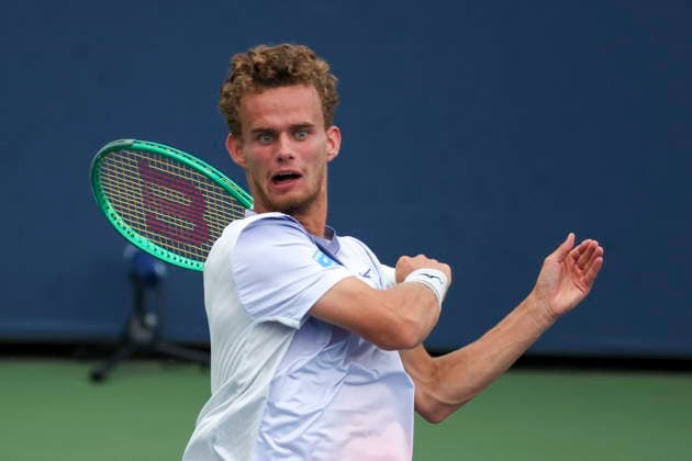 US Open tennis tournament - Day 1 Luca Van Assche of France in action against Cameron Norrie of Great Britain during the Men™s Singles round one of the US Open Tennis Championships at the USTA Billie Jean King National Tennis Center in Flushing Meadows, New York, USA, 30 August 2026. The 2026 US Open tournament runs from 23 August through 13 September. FLUSHING MEADOWS NEW YORK United States  Copyright: xSARAHxYENESELx