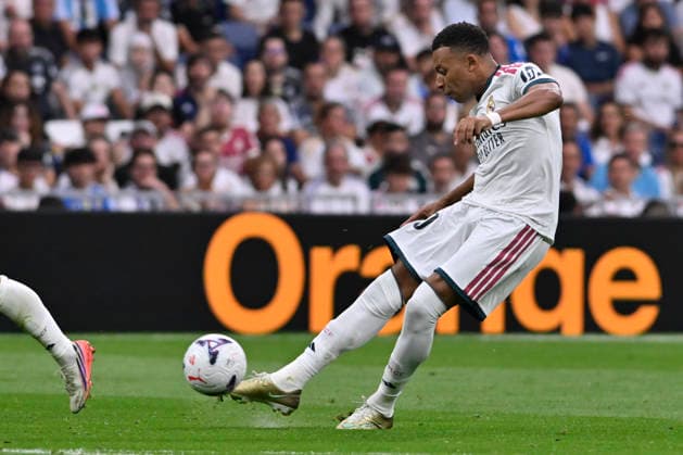 August 30, 2026, Madrid, Madrid, Spain: 10 KYLIAN MBAPPE of Real Madrid CF shoots for goal during the match on Matchday 3 of the 2026-27 National League First Division Championship between REAL MADRID C.F. and MALAGA CF, played at the Bernabeu Stadium on August 30, 2026, in Madrid, Spain. REAL MADRID C.F. Vs. MALAGA CF - 2026 27 National League First Division Championship (08 30 26)  - ZUMAc312 20260830_zsp_c312_218 Copyright: xOscarxManuelxSanchezx