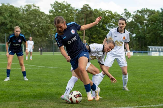 Northeast Regional League Women s Division 1: FFC Turbine Potsdam II vs. FFV Erfurt, Potsdam, August 30, 2026; Lilly Wedler 16, 1; FFC Turbine Potsdam II vs. Angelina Lübcke 9, 1; FFV Erfurt; Northeast Regional League Women s Division 1: FFC Turbine Potsdam II vs 1 FFV Erfurt Sportforum Potsdam Waldstadt Schlaatz August 30, 2026 Copyright: xBEAUTIFULxSPORTS Duehringx