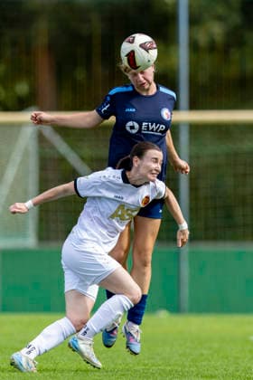 Northeast Regional League Women s Division 1: FFC Turbine Potsdam II vs. FFV Erfurt, Potsdam, August 30, 2026; Paula Scharras 3, 1 FFC Turbine Potsdam II vs. Lea Schrenk 19, 1 FFV Erfurt; Northeast Regional League Women s Division 1: FFC Turbine Potsdam II vs. 1 FFV Erfurt Sportforum Potsdam Waldstadt Schlaatz August 30, 2026 Copyright: xBEAUTIFULxSPORTS Duehringx