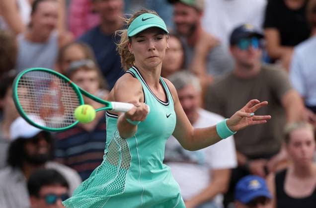 Katie Boulter of GBR in action 2026 US Open, Day One, USTA Billie Jean King National Tennis Center, New York, USA - 30 Aug 2026New York USTA Billie Jean King National T New York (NY) United States of America EDITORIAL USE ONLY No use with unauthorised audio, video, data, fixture lists, club league logos or live services. Online in-match use limited to 120 images, no video emulation. No use in betting, games or single club league player publications.  Copyright: xEllaxLing Shutterstockx 17124547bq