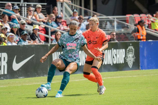 Washington D.C., United States, August 30th 2026: Trinity Rodman (2 Washington Spirit) maintains possession of the ball during the National Women s Soccer League match between the Washington Spirit and Bay FC at Audi Field in Washington, D.C., United States. (Taneen Momeni SPP) Copyright: xTaneenxMomenix xSPPx Sportspressphoto_SPR221207