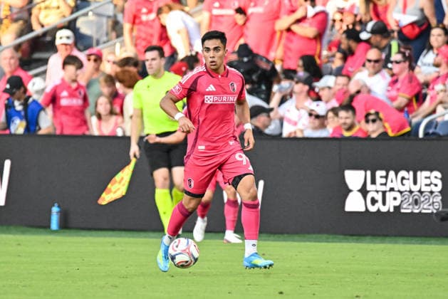 ST. LOUIS, MO - AUGUST 30: Jaziel Orozco (99) of the St. Louis CITY SC controls the ball during the MLS, Fussball Herren, USA regular season match where St. Louis CITY SC hosted FC Dallas on Sunday August 30th, 2026, at Energizer Park in St. Louis City, MO. (Photo by Rick Ulreich Icon Sportswire) SOCCER: AUG 30 MLS St. Louis CITY SC vs FC Dallas EDITORIAL USE ONLY Icon26083024