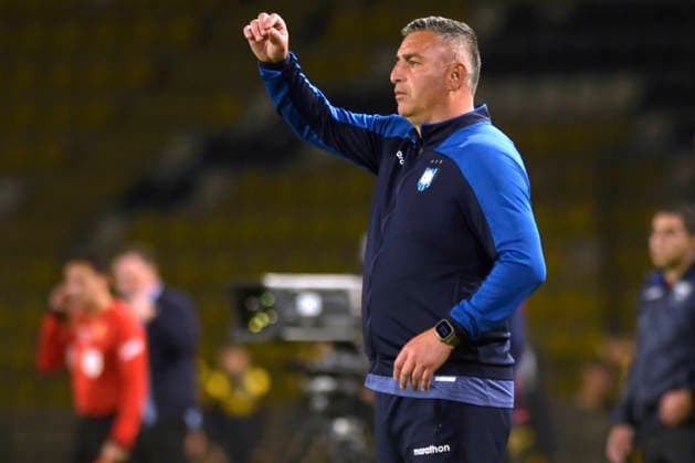 Futbol, Coquimbo Unido vs Huachipato. Fecha 21, Liga de primera 2026. El entrenador de Huachipato Jaime Garcia es fotografiado durante un partido de la liga de primera disputado en el estadio Francisco Sanchez Rumoroso en Coquimbo, Chile. 30 08 2026 Alejandro Pizarro Ubilla Photosport Football, Coquimbo Unido vs Huachipato. 21th date, 2026 First division league. Huachipato coach Jaime Garcia is photographed during a first division league match played at the Francisco Sanchez Rumoroso stadium in Coquimbo, Chile 30 08 2026 Alejandro Pizarro Ubilla Photosport Coquimbo Unido vs Huachipato, campeonato 2026 
