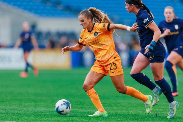 August 30, 2026, Seattle, Washington, USA: Houston Dash Forward KATE FAASSE ( 23) controls the ball during the first half of a NWSL 2026 regular season game between Seattle Reign FC and Houston Dash at Lumen Field in Seattle on August 30, 2026. Seattle won 1:0. Seattle USA - ZUMAw150 20260830_zsp_w150_020 Copyright: xJasonxWangx