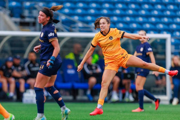 August 30, 2026, Seattle, Washington, USA: Houston Dash Forward KAT RADER ( 22) follows through after a shot during the first half of a NWSL 2026 regular season game between Seattle Reign FC and Houston Dash at Lumen Field in Seattle on August 30, 2026. Seattle won 1:0. Seattle USA - ZUMAw150 20260830_zsp_w150_023 Copyright: xJasonxWangx