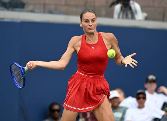 FLUSHING NY- AUGUST 30: Marta Kostyuk Vs Storm Hunter during day 6 of the 2026 US Open at the USTA Billie Jean King National Tennis Center on August 30, 2026 in Flushing Queens. Copyright: xmpi04x Copyright: xIMAGO MediaPunchx