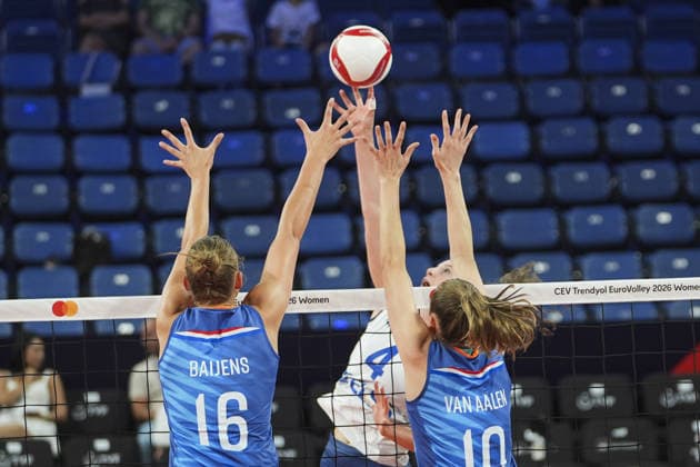 The Netherlands v Slovenia - CEV EuroVolley 2026 ISTANBUL, TURKIYE - AUGUST 31: Indy Baijens (16) of the Netherlands in action against Masa Pucelj (4) of Slovenia during the CEV EuroVolley 2026 Women Round of 16 match between the Netherlands and Slovenia at Sinan Erdem Dome in Istanbul, Turkiye on August 31, 2026. Beyza Comert Anadolu Istanbul Turkey. Editorial use only. Please get in touch for any other usage.  Copyright: x2026xAnadoluxBeyzaxComertx