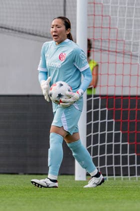 Mamiko Matsumoto (Torfrau, 1. FSV Mainz 05, 01) GER, FC Bayern Muenchen Frauen vs. 1. FSV Mainz 05, Fussball, Google Pixel Frauen-Bundesliga, 2. Spieltag, Saison 2026 2027, 31.08.2026 (DFL DFB REGULATIONS PROHIBIT ANY USE OF PHOTOGRAPHS as IMAGE SEQUENCES and or QUASI-VIDEO). Foto: HMB Media Heike Feiner *** Mamiko Matsumoto, Goalkeeper, 1 FSV Mainz 05, 01 GER, FC Bayern Munich Women vs. 1 FSV Mainz 05, Soccer, Google Pixel Women s Bundesliga, Matchday 2, 2026–2027 Season, August 31, 2026 DFL DFB regulations prohibit any use of photographs as image sequences and or quasi-video. Photo: HMB Media, Heike Feiner Copyright: HMBxMedia HeikexFeiner