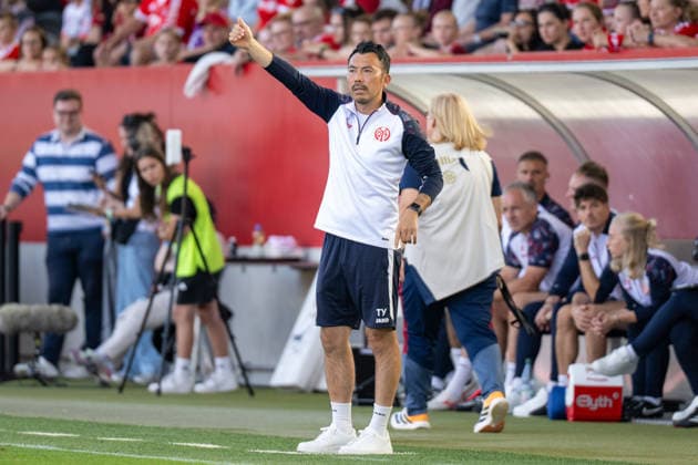 Chef-Trainer Takashi Yamashita (1. FSV Mainz 05), FC Bayern Frauen Muenchen - 1. FSV Mainz 05, Google Pixel Frauenbundesliga, 2. Spieltag, 31.08.26 DFB regulations prohibit any use of photographs as image sequences and or quasi-video. (kolbert-press) Muenchen Bayern Deutschland *** Head Coach Takashi Yamashita 1 FSV Mainz 05, FC Bayern Munich Women 1 FSV Mainz 05, Google Pixel Women s Bundesliga, Matchday 2, August 31, 2026 DFB regulations prohibit any use of photographs as image sequences and or quasi-video; Kolbert Press, Munich, Bayern, Germany Copyright: xkolbert-press UlrichxGamelx