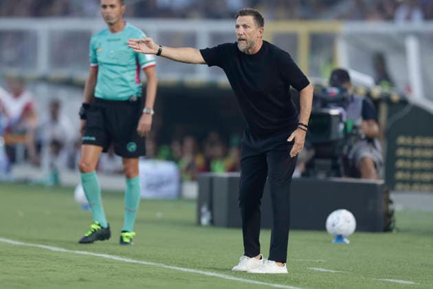 Serie a football match Lecce vs AS Roma Lecce™s Italian coach Eusebio Di Francesco gesticulate during the Serie A football match between Lecce and AS Roma at the Via Del Mare Ettore Giardiniero Stadium in Lecce on August 31, 2026. _BPH4839 Copyright: xAntonioxBalascox