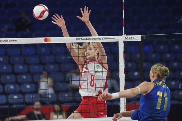 Poland v Portugal - CEV EuroVolley 2026 ISTANBUL, TURKIYE - AUGUST 31: Julita Piasecka (8) of Poland in action against Julia Kavalenka (11) of Portugal during the 2026 CEV Women s European Volleyball Championship Round of 16 match between Poland and Portugal at Sinan Erdem Sports Hall in Istanbul, Turkiye, on August 31, 2026. Beyza Comert Anadolu Istanbul Turkey. Editorial use only. Please get in touch for any other usage.  Copyright: x2026xAnadoluxBeyzaxComertx