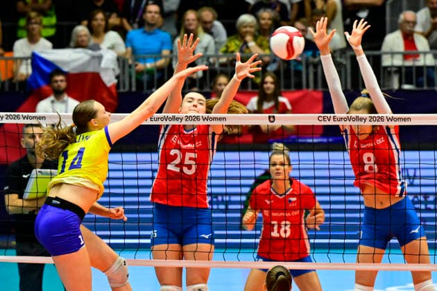 L-R Hanna Hellvig (SWE), Monika Brancuskova (CZE), Pavla Smidova (CZE) and Ela Koulisianova (CZE) in action during the Women s European Volleyball Championship, EuroVolley 2026, Round of 16, Czechia vs Sweden in Brno, Czech Republic, August 31, 2026. (CTKxPhoto VaclavxSalek) CTKPhotoP2026083106612  CTKPhotoP2026083106612